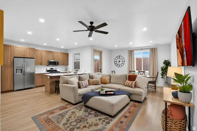 960 Heritage Dr #52, Santa Clara, UT 84765 - #2