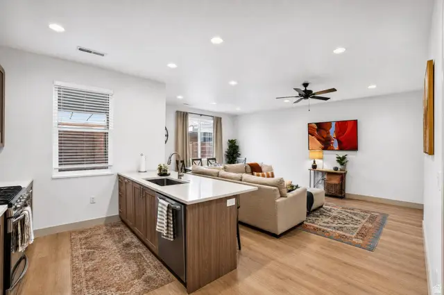 960 Heritage Dr #52, Santa Clara, UT 84765 - #3