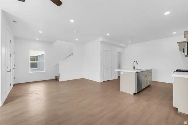 526 W 1875 N, Harrisville, UT 84404 - #2