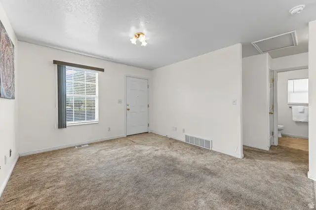 438 W Plum Pl, Saratoga Springs, UT 84045 - #2