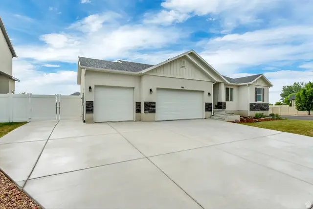 946 S 650 W, Farmington, UT 84025 - #3