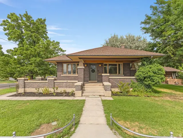 517 N Center St, Lehi, UT 84043 - #3