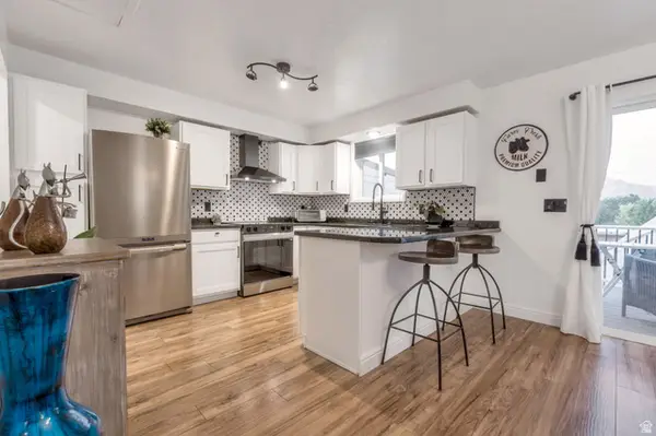 18 W La Vista Dr, West Jordan, UT 84088