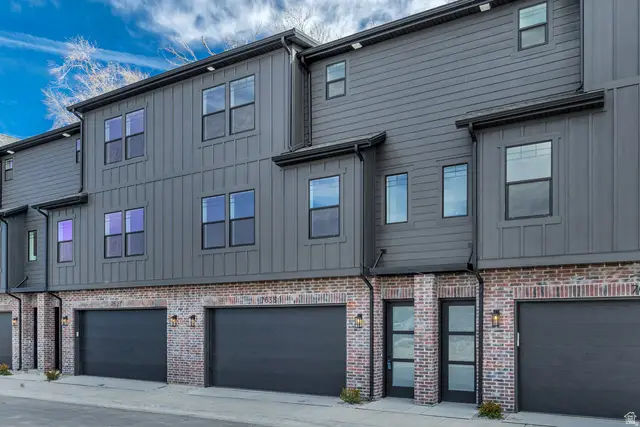 7613 S 300 E, Sandy, UT 84047 - #3