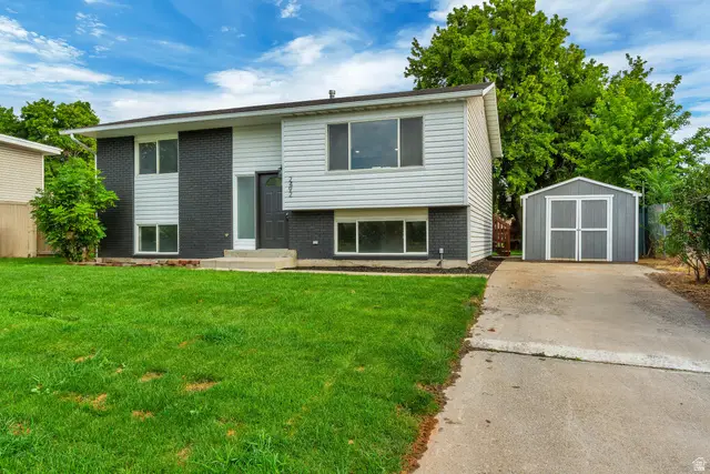 2492 W Starling Cir, West Valley City, UT 84119 - #2