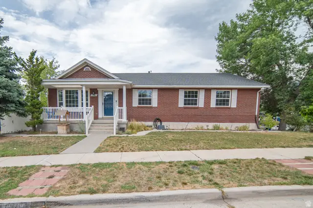 1941 E Gunther Dr, Cottonwood Heights, UT 84121 - #1
