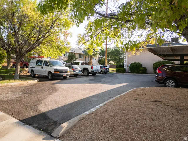 1070 N 1400 W, Saint George, UT 84770 - #3