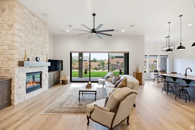 1411 W Fish Rock Rd, Saint George, UT 84770 - #2