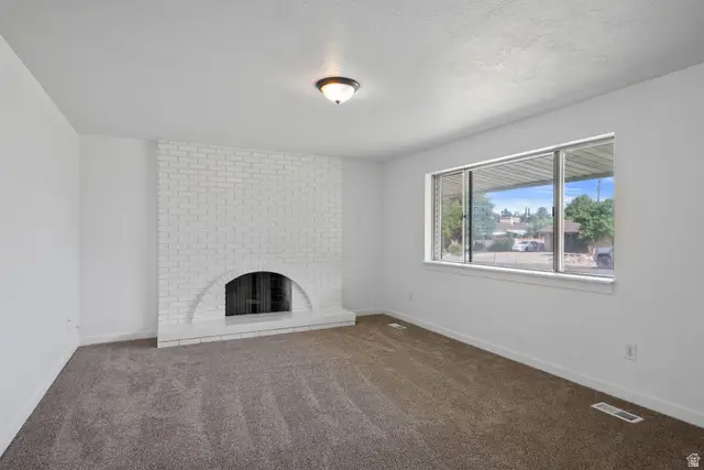 37 W La Salle Dr, Midvale, UT 84047 - #2