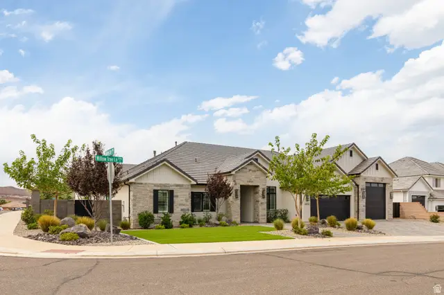 2972 E Willow Tree Ln, Saint George, UT 84790 - #2