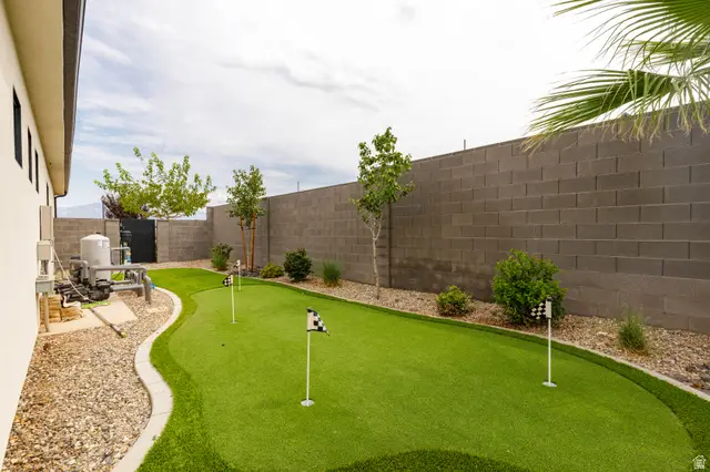 2972 E Willow Tree Ln, Saint George, UT 84790 - #3