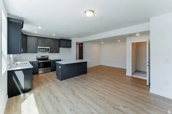 8333 S Iris Lumi Ln W #1Q-204, Midvale, UT 84047