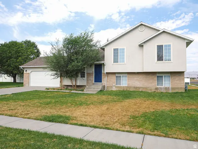 13036 S Quincee Ct, Riverton, UT 84065 - #3