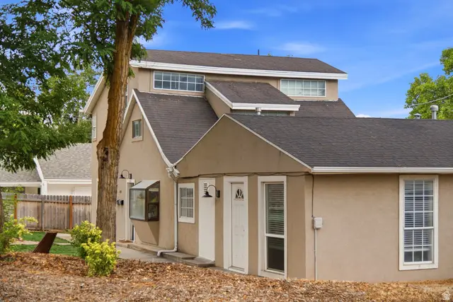 3452 S 2000 E, Salt Lake City, UT 84109 - #3