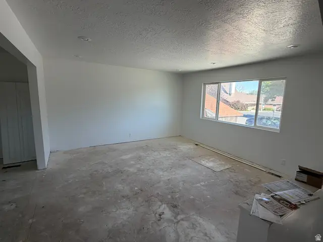 4621 W Harman Dr, West Valley City, UT 84120 - #2
