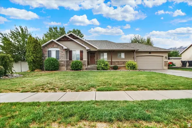 156 E 2050 N, North Ogden, UT 84414 - #1