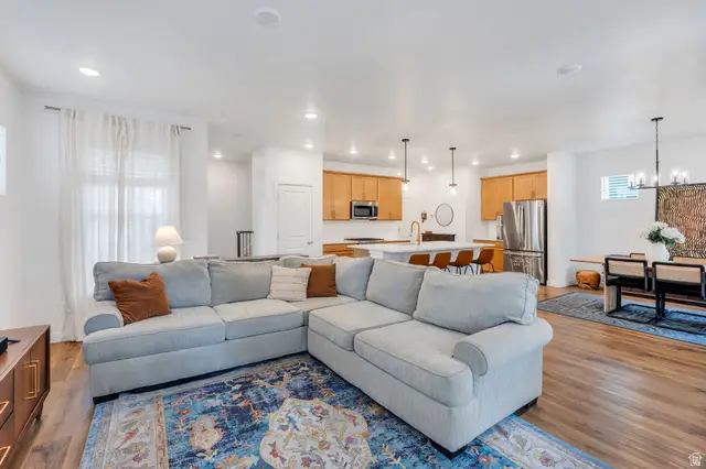 6708 W Skip Rock Rd, South Jordan, UT 84009 - #3