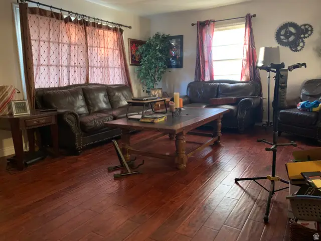 562 N 1000 W, Salt Lake City, UT 84116 - #2