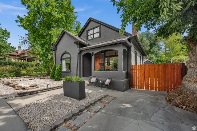 160 N F St E, Salt Lake City, UT 84103 - #3