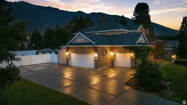 5 Quietwood Ln, Sandy, UT 84092 - #2