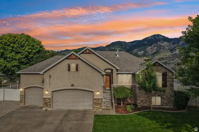 2070 N 225 E, North Ogden, UT 84414 - #1