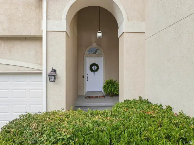 1330 E Old Maple Ct S, Salt Lake City, UT 84117 - #2