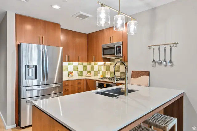 35 E 100 St S #408, Salt Lake City, UT 84111 - #2