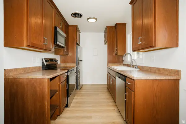 616 N Oakley St W #B307, Salt Lake City, UT 84116