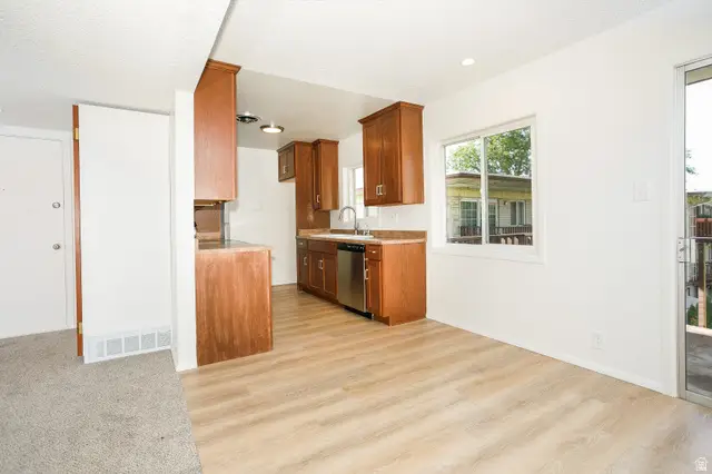 616 N Oakley St W #B307, Salt Lake City, UT 84116 - #2