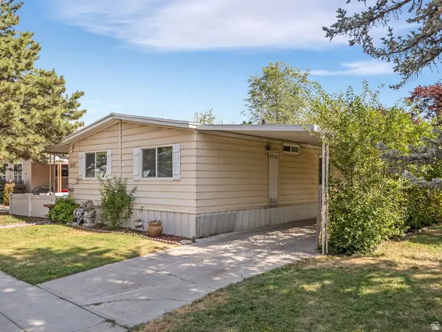 1602 Indian Summer Dr, Salt Lake City, UT 84116 - #3