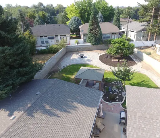 1366 E Greenfield Ave, Murray, UT 84121 - #3
