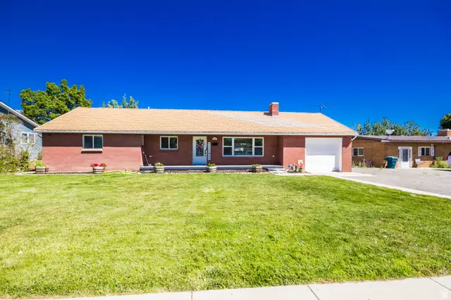 280 W 200 N, Vernal, UT 84078 - #1