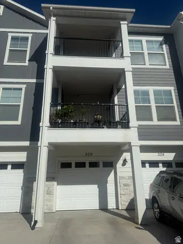 938 W Coral Charm Way N #302, Saratoga Springs, UT 84045