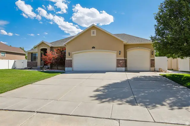 1317 W 2340 N, Clinton, UT 84015 - #3