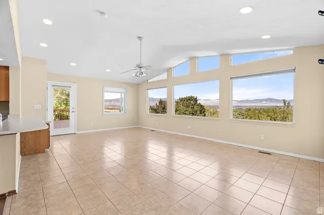 11934 S Cedar Ridge Rd, Sandy, UT 84094 - #1