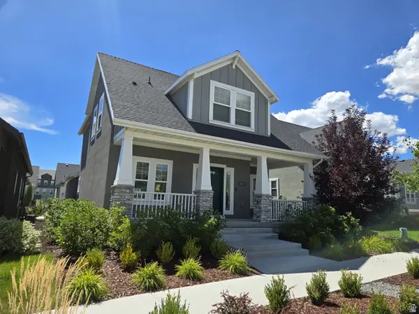 6453 W Moon Valley Dr, South Jordan, UT 84009
