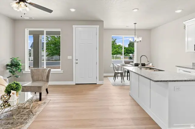 835 S 270 E #8, Smithfield, UT 84335 - #3