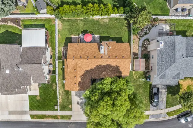 8029 S Old Dairy Rd E, Sandy, UT 84094 - #2