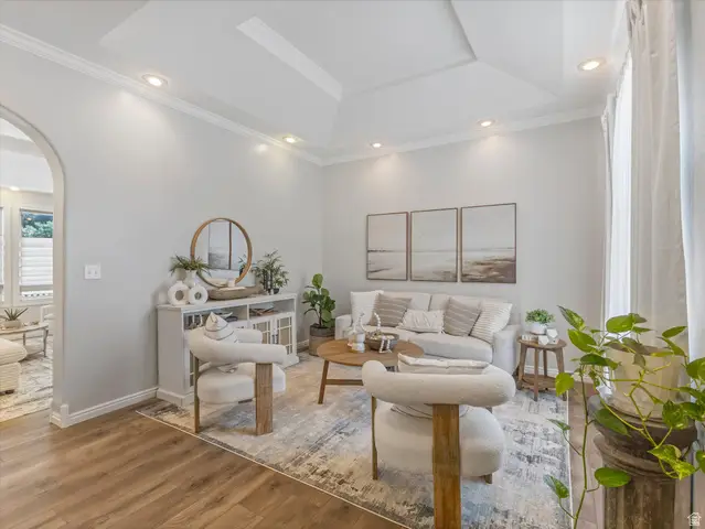 2047 E Village Point Way, Sandy, UT 84093 - #2