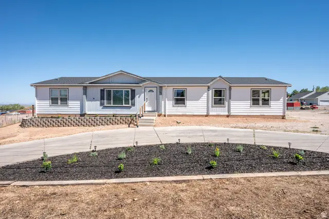 1637 E Midvalley Rd, Enoch, UT 84721 - #1