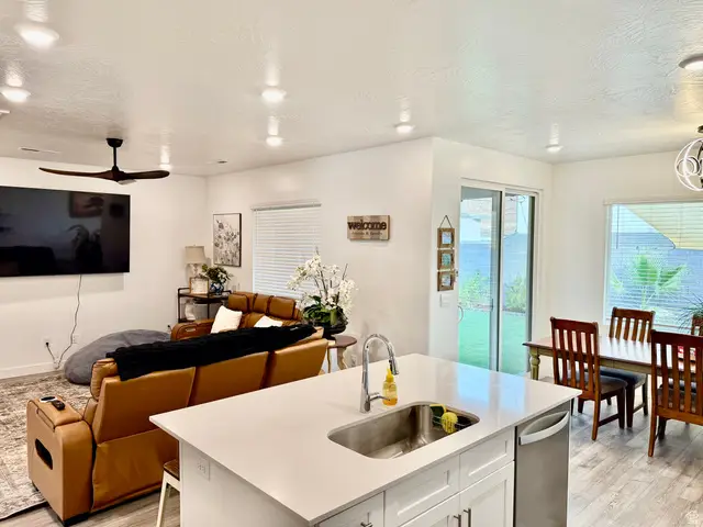 1643 S Star Springs Drive Dr, Washington, UT 84780 - #2