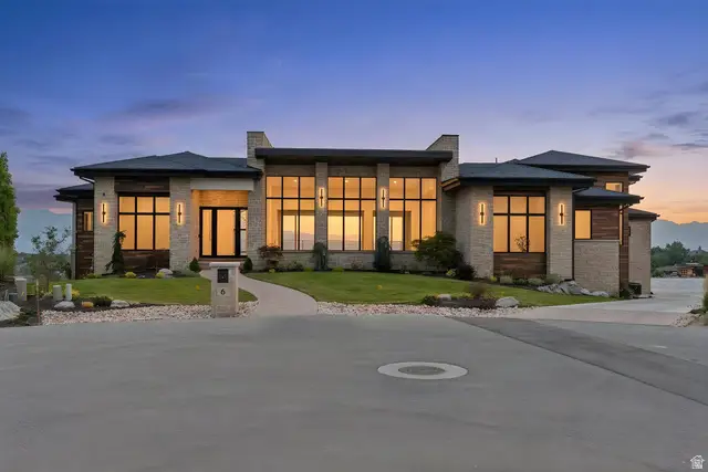 6 E Eastern Peak Cv, Sandy, UT 84092 - #2