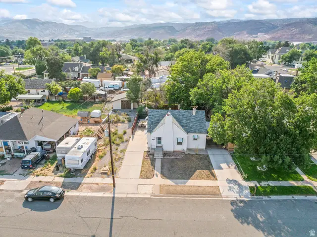 159 N 100 W, Richfield, UT 84701 - #2