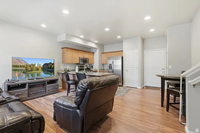 5288 W Hampstead Ln, West Valley City, UT 84120 - #2