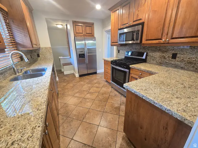 1316 E Roosevelt Ave S, Salt Lake City, UT 84105 - #2