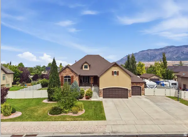 2662 W 2325 N, Farr West, UT 84404