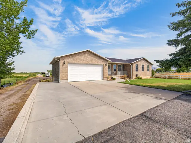 4190 W 400 S, West Weber, UT 84401 - #3