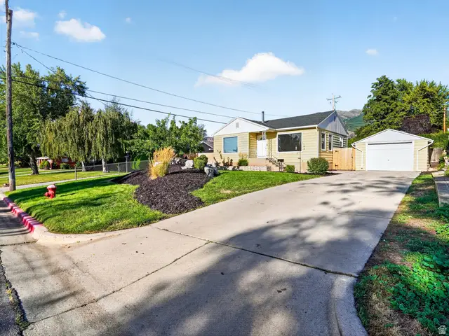 4452 S Jefferson Ave, South Ogden, UT 84403 - #1