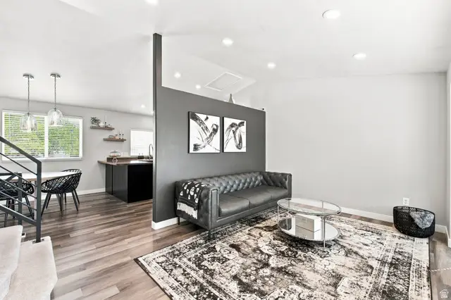 6104 W Castle Park Ln, West Jordan, UT 84084 - #2