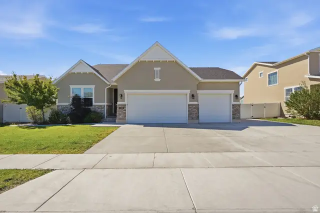 1422 E Lowe Peak Dr, Eagle Mountain, UT 84005 - #1